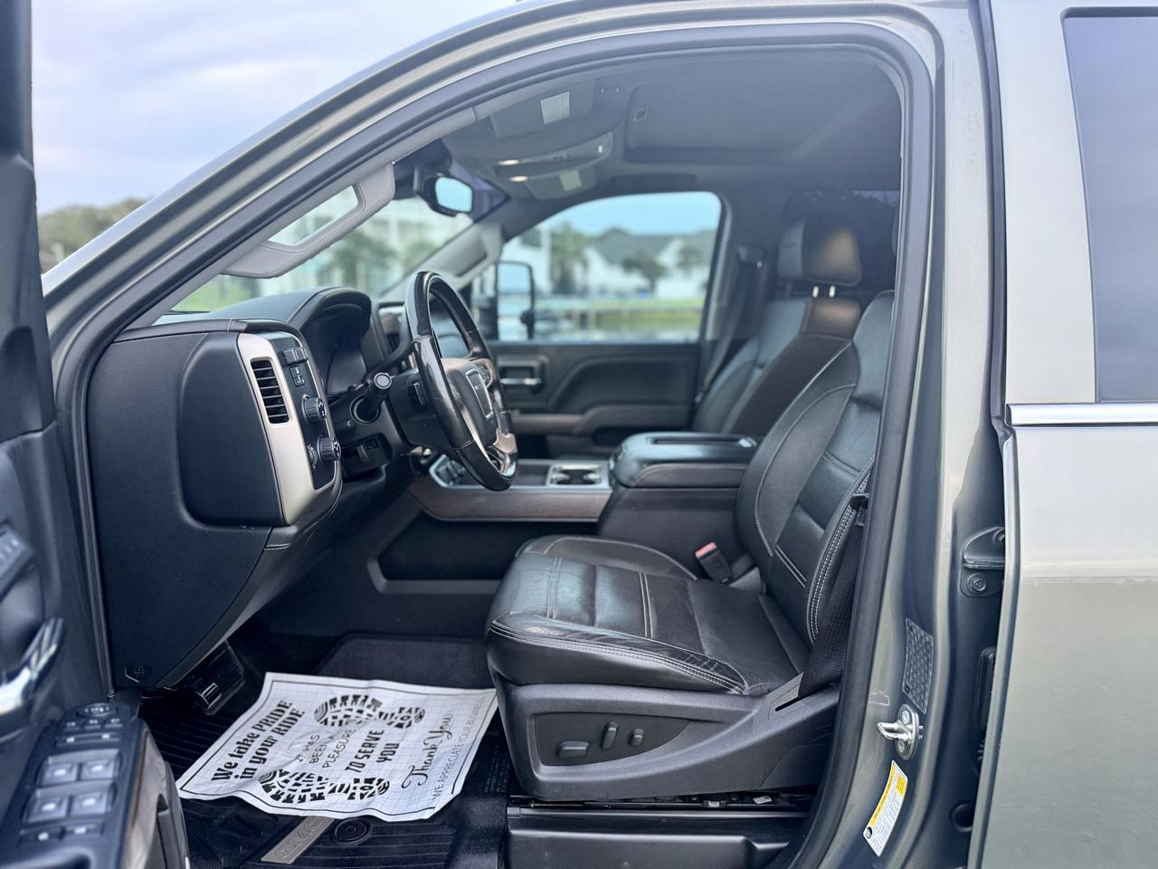 GMC Sierra 3500HD Denali Crew Cab 4WD 2018