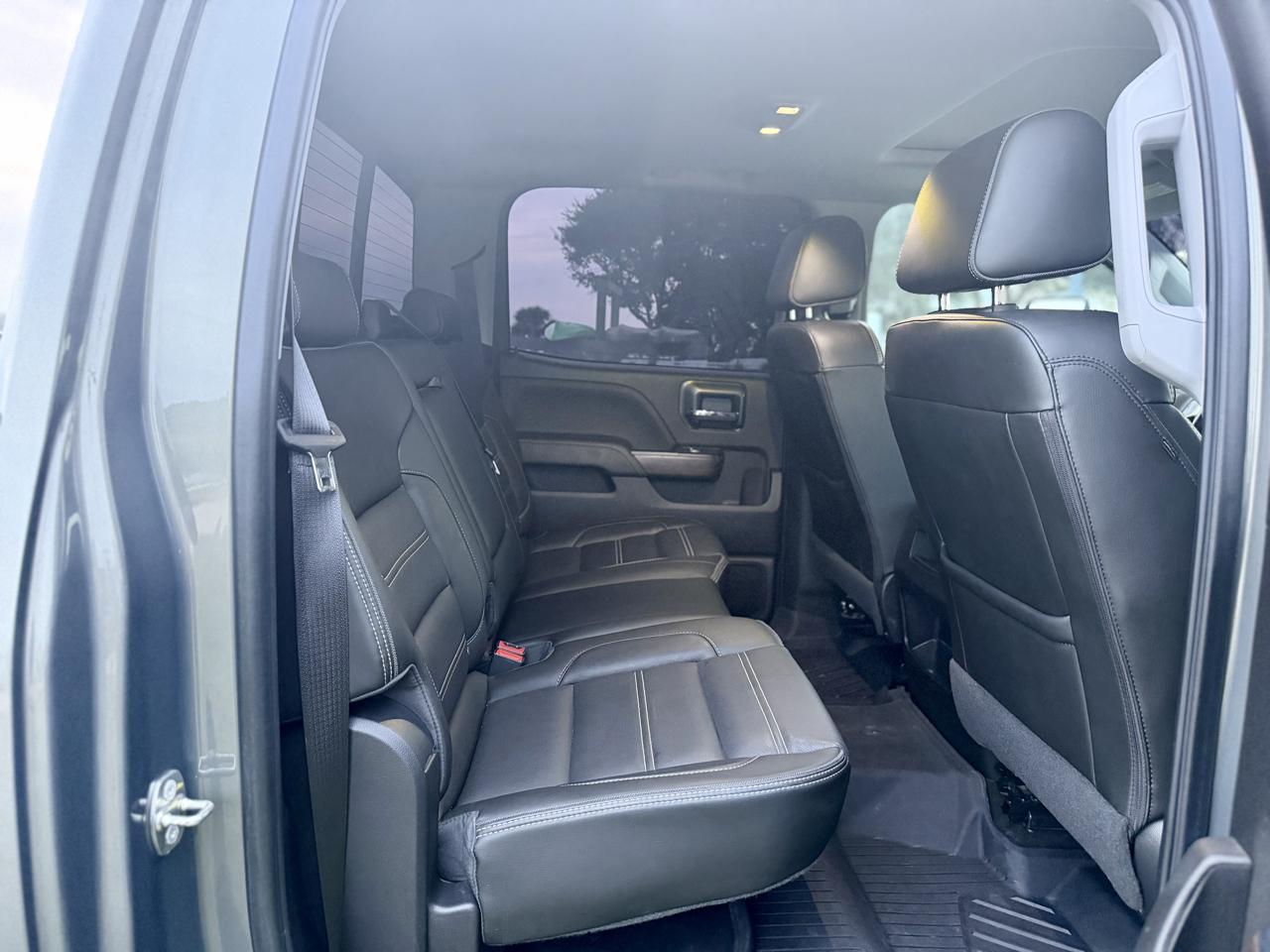 GMC Sierra 3500HD Denali Crew Cab 4WD 2018