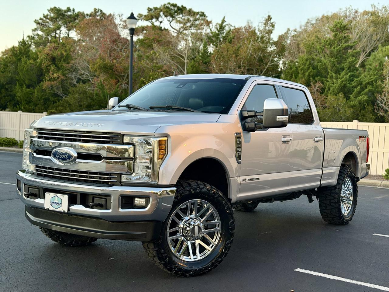 2019 Ford F-250 SD Lariat Ultimate Crew Cab 4WD