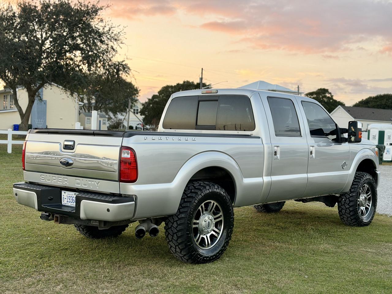 Ford F-250 SD Platinum Crew Cab 4WD 2015