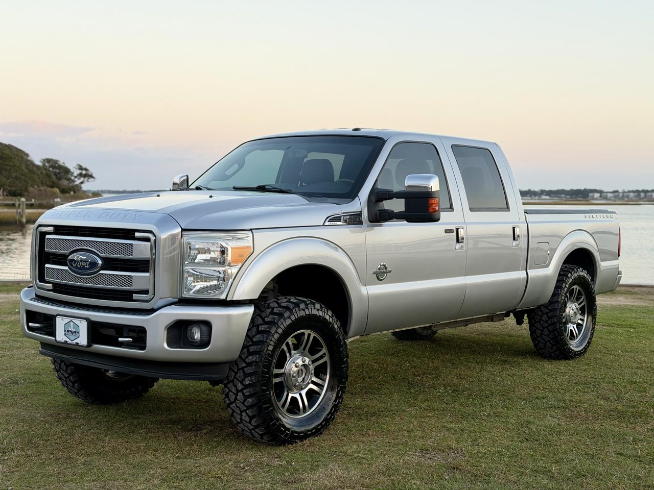 Ford F-250 SD Platinum Crew Cab 4WD 2015
