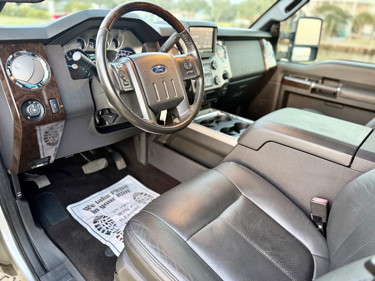 Ford F-250 SD Platinum Crew Cab 4WD 2015