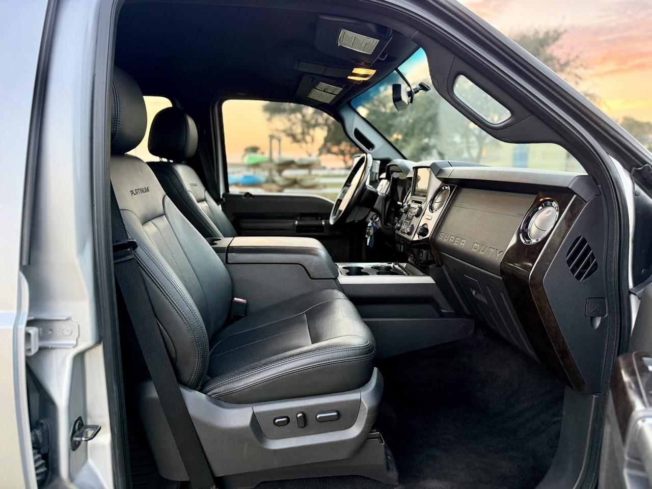 Ford F-250 SD Platinum Crew Cab 4WD 2015