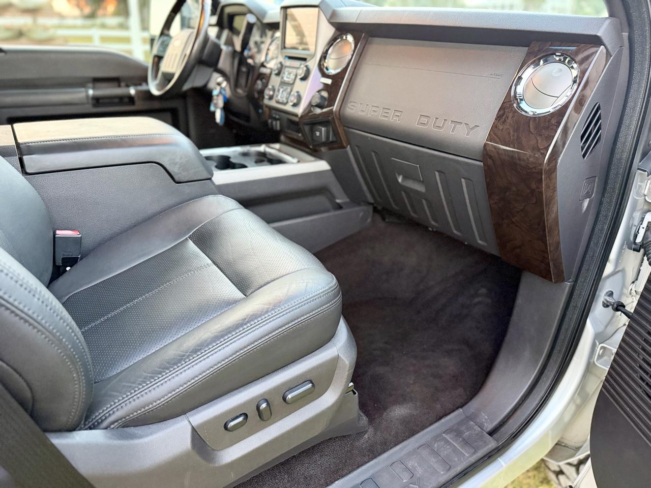 Ford F-250 SD Platinum Crew Cab 4WD 2015