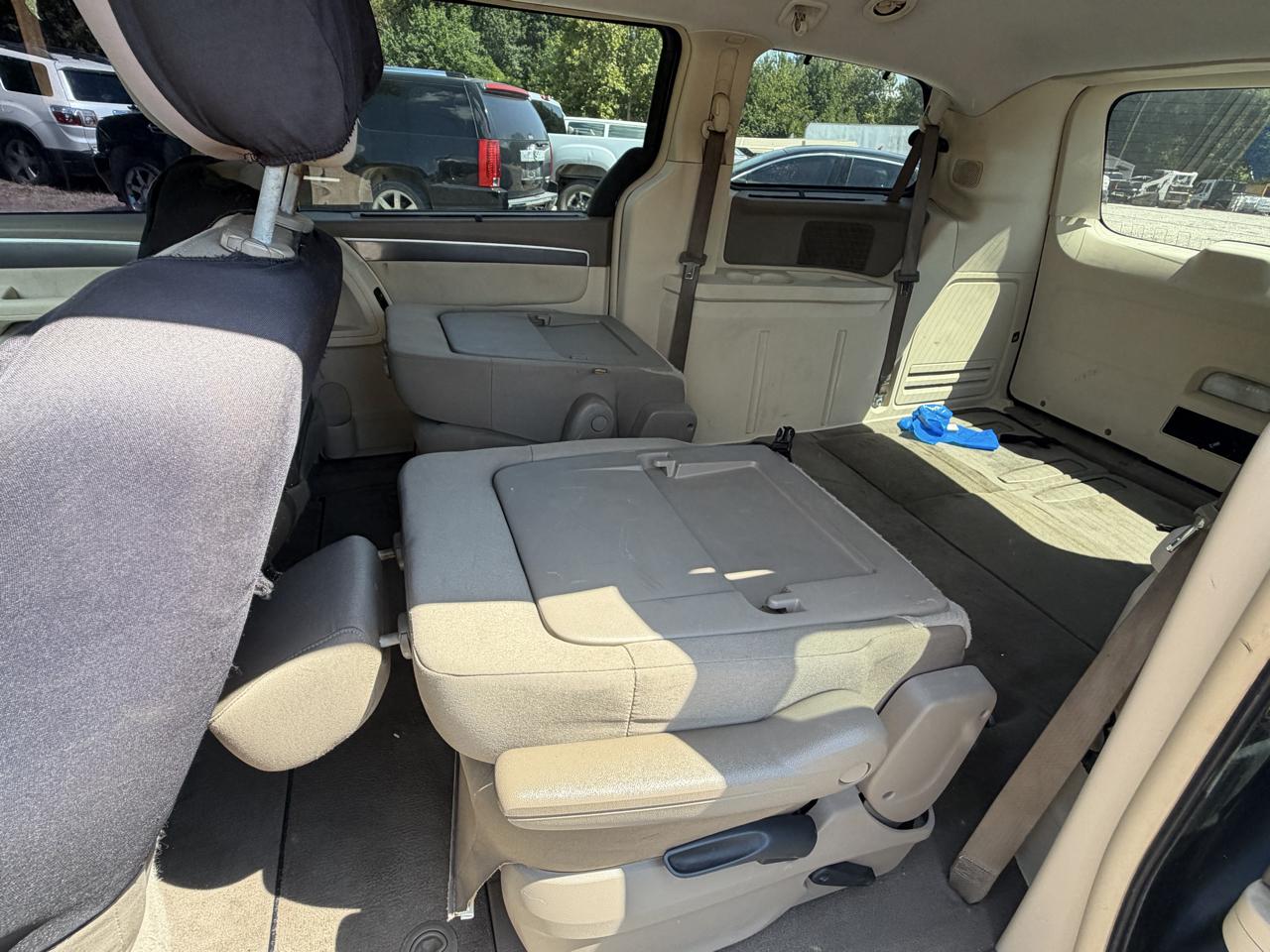 Volkswagen Routan SE RSE 2009