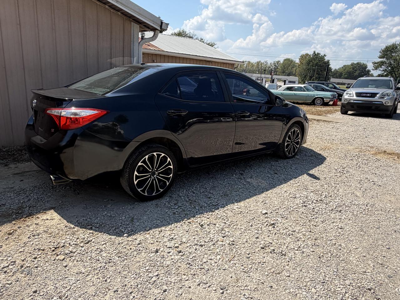 Toyota Corolla S Premium CVT 2015