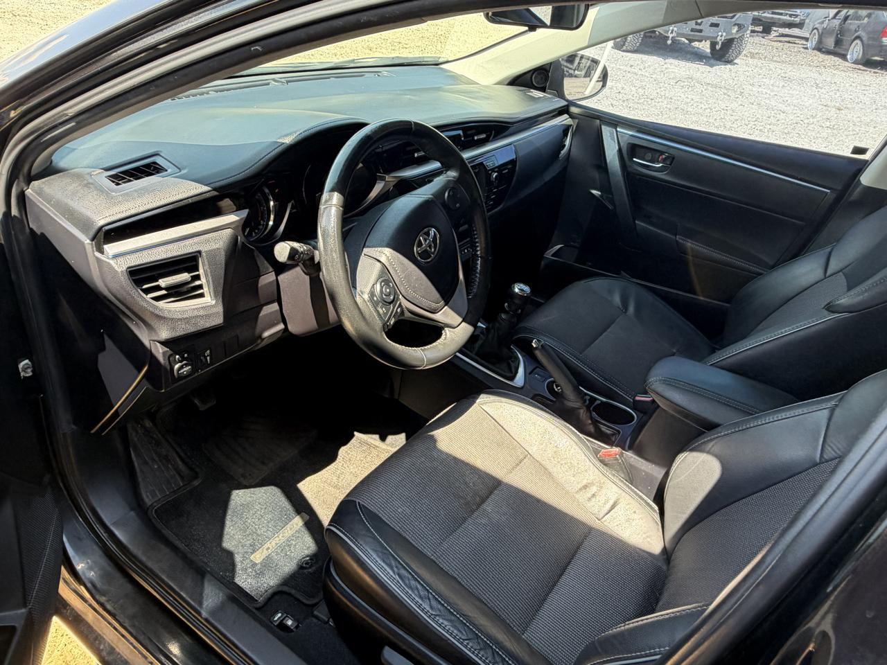 Toyota Corolla S Premium CVT 2015