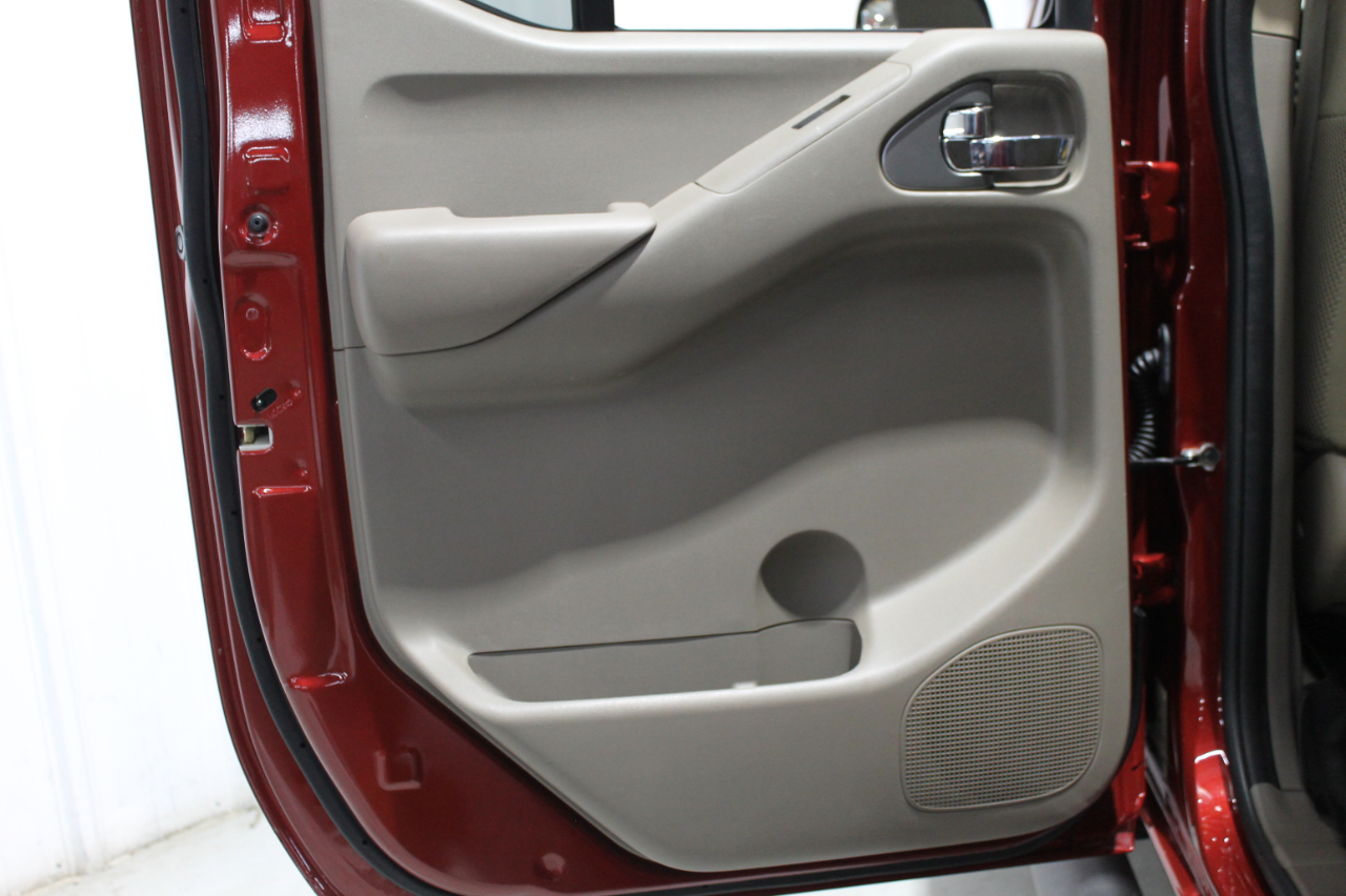 Nissan Frontier Crew Cab 4x4 SV V6 Auto 2018 Nissan Frontier Crew Cab 4x4 SV V6 Auto 2018