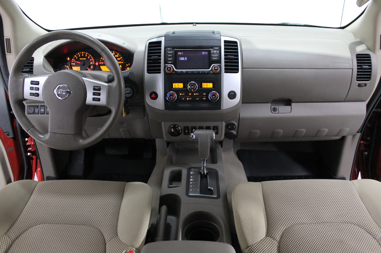 Nissan Frontier Crew Cab 4x4 SV V6 Auto 2018 Nissan Frontier Crew Cab 4x4 SV V6 Auto 2018