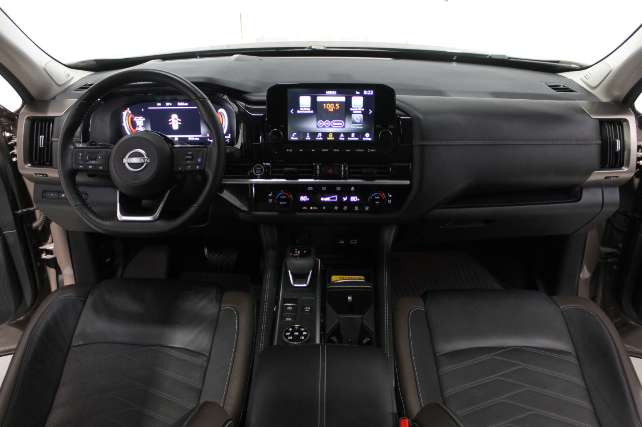 Nissan Pathfinder Platinum 4WD 2023