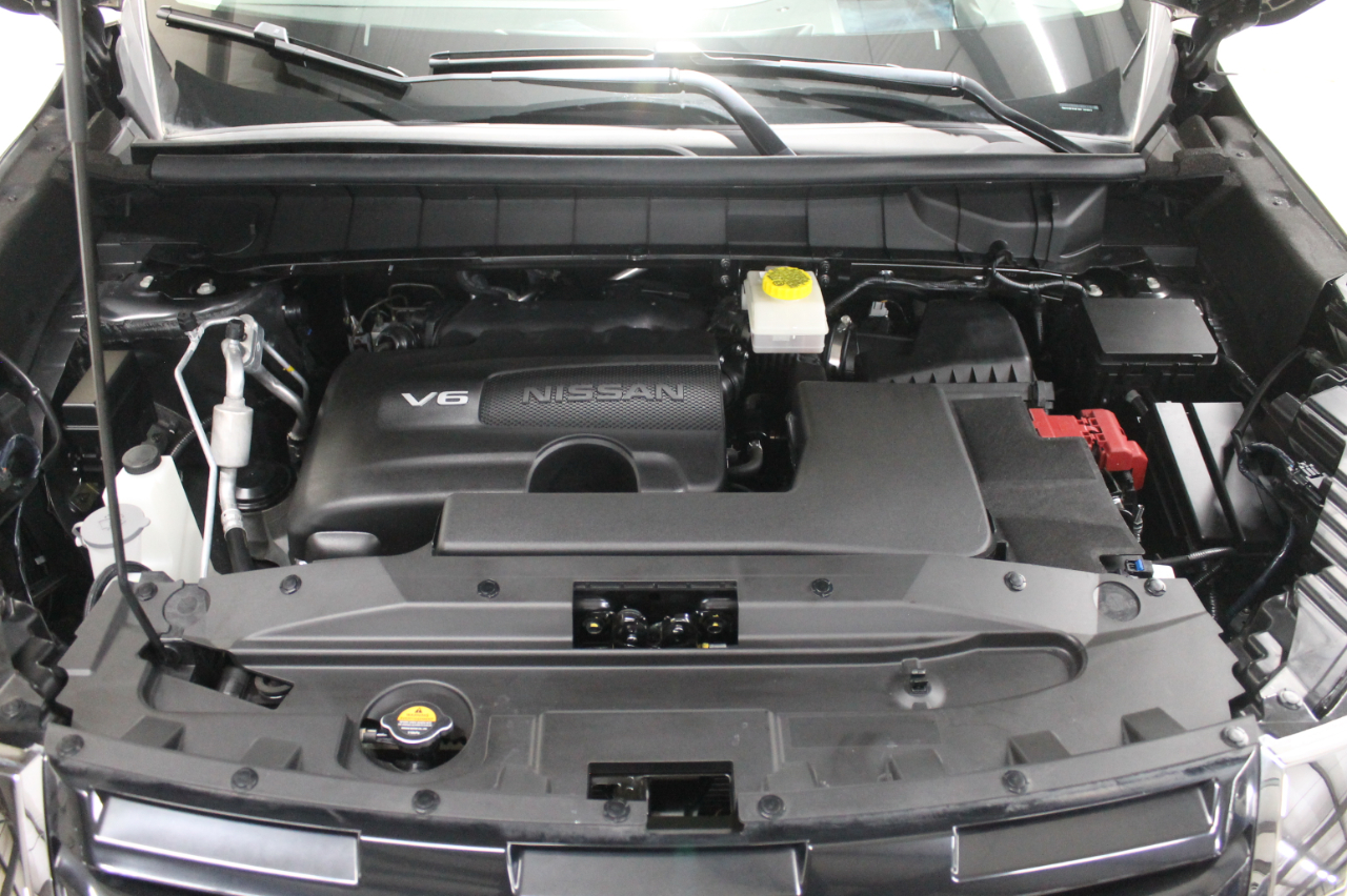 Nissan Pathfinder Platinum 4WD 2023