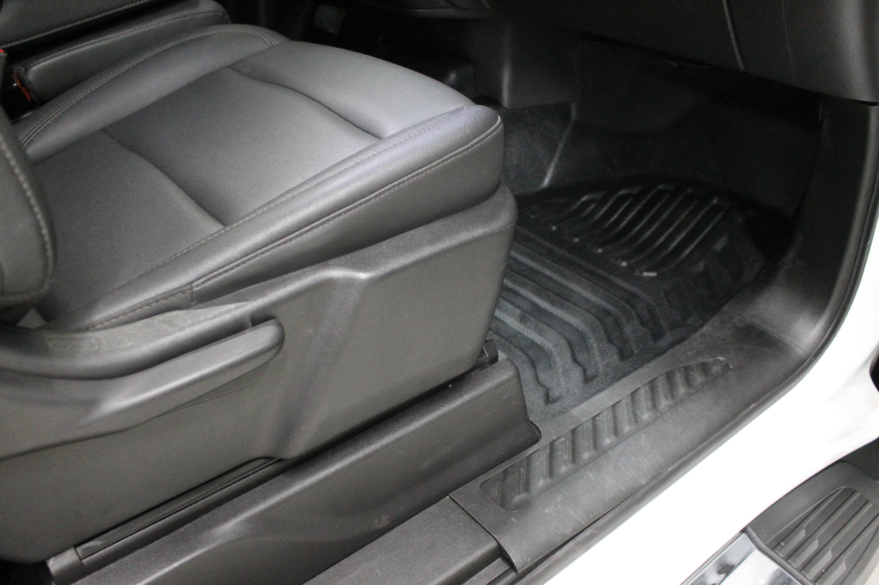 Chevrolet Silverado 1500 4WD Reg Cab 140" Work Truck 2022