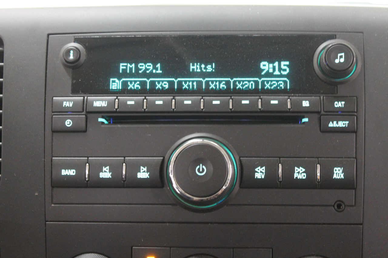 Chevrolet Silverado 1500 2WD Ext Cab 143.5" LS 2010