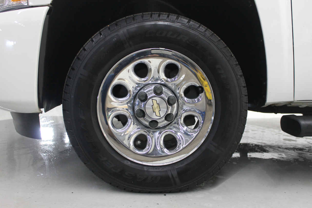 Chevrolet Silverado 1500 2WD Ext Cab 143.5" LS 2010