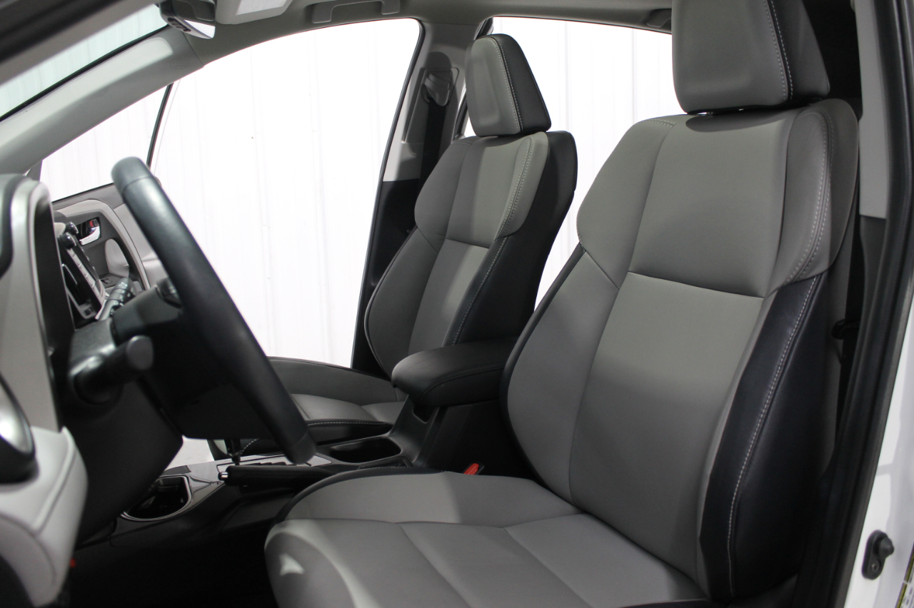 Toyota RAV4 Limited FWD (Natl) 2018