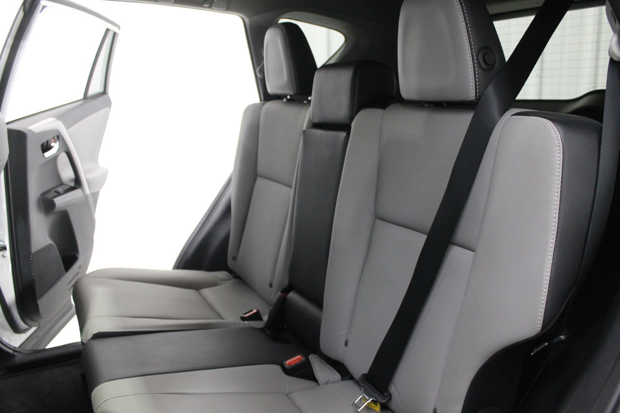 Toyota RAV4 Limited FWD (Natl) 2018