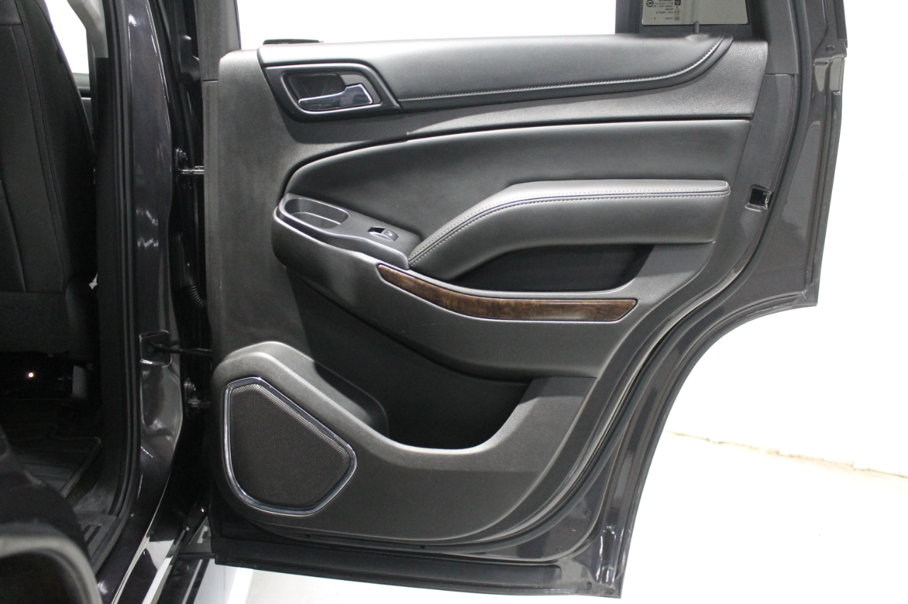 Chevrolet Tahoe 4WD 4dr LT 2016