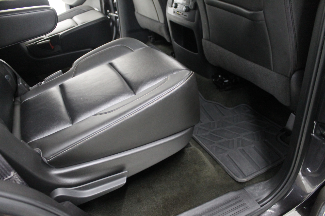 Chevrolet Tahoe 4WD 4dr LT 2016