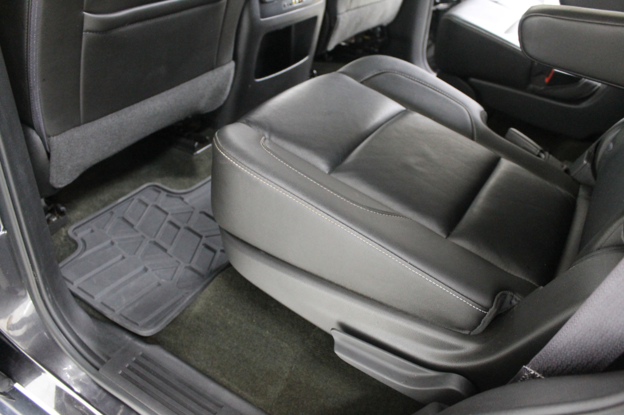 Chevrolet Tahoe 4WD 4dr LT 2016