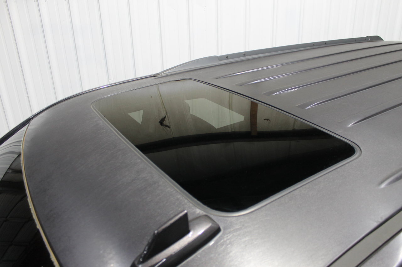 Chevrolet Tahoe 4WD 4dr LT 2016