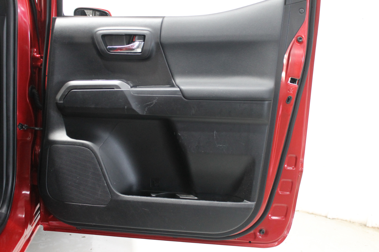 Toyota Tacoma 4WD  2022