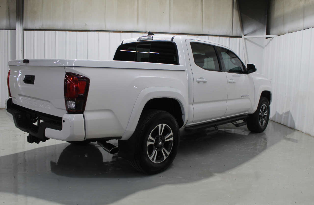 Toyota Tacoma TRD Off Road Double Cab 5' Bed V6 4x4 MT (Natl) 2018