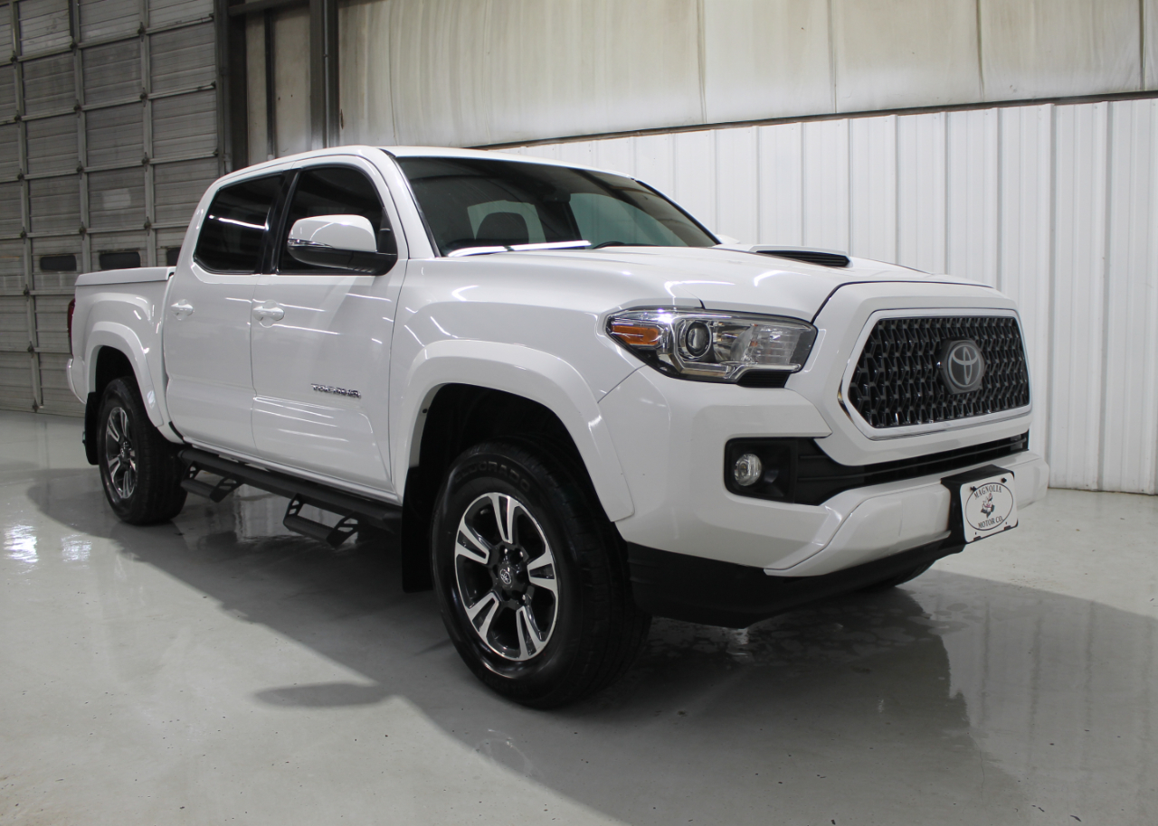 Toyota Tacoma TRD Off Road Double Cab 5' Bed V6 4x4 MT (Natl) 2018