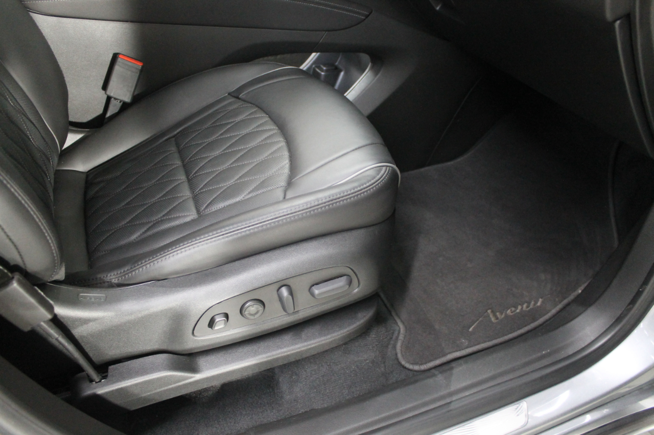 Buick Enclave AWD 4dr Avenir 2023