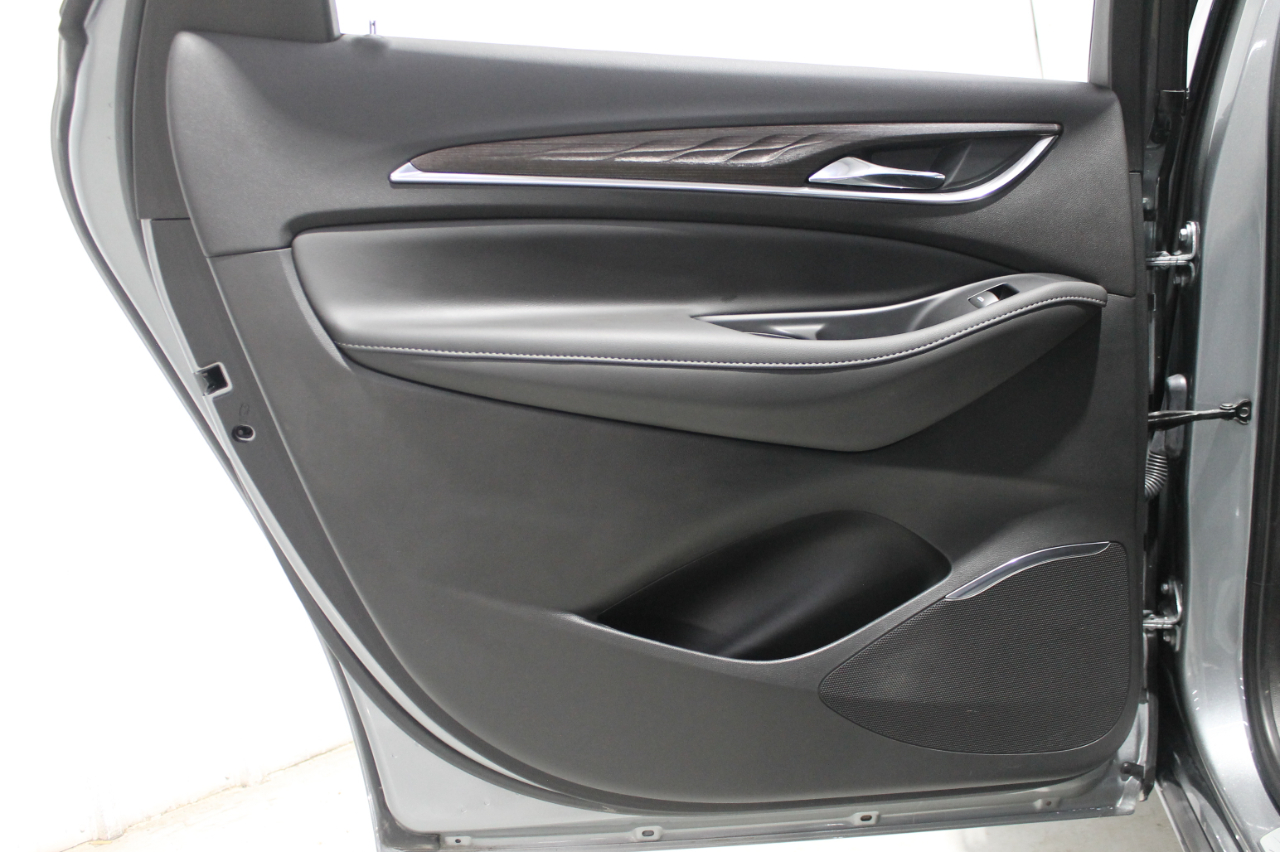 Buick Enclave AWD 4dr Avenir 2023