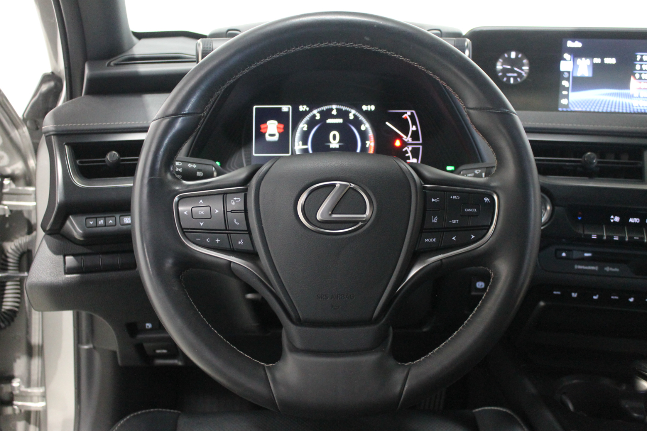 Lexus UX UX 200 FWD 2020