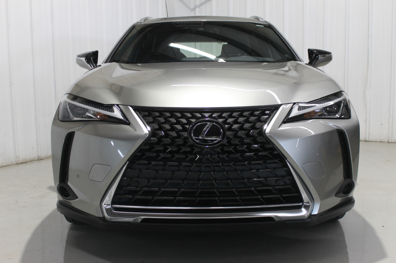 Lexus UX UX 200 FWD 2020