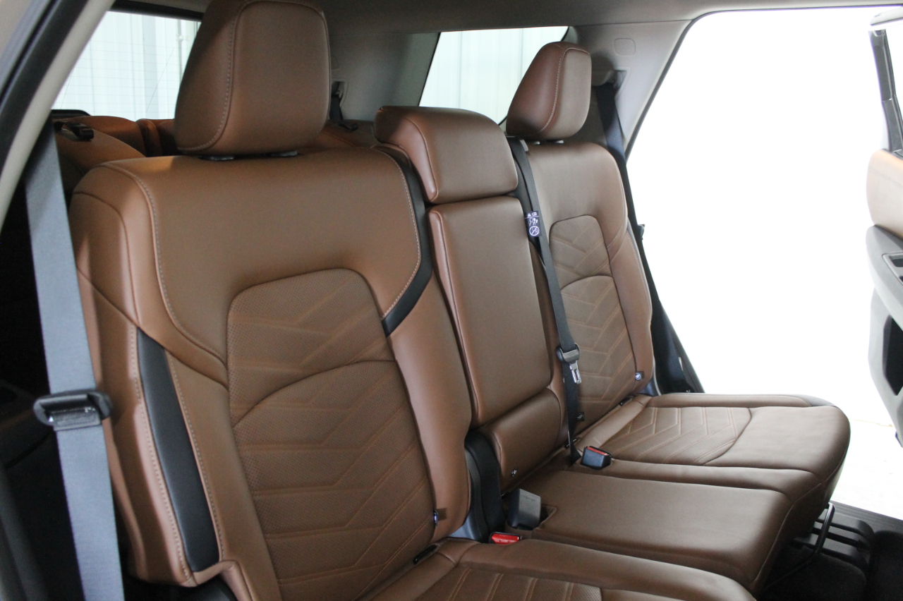 Nissan Pathfinder Platinum 2WD 2024