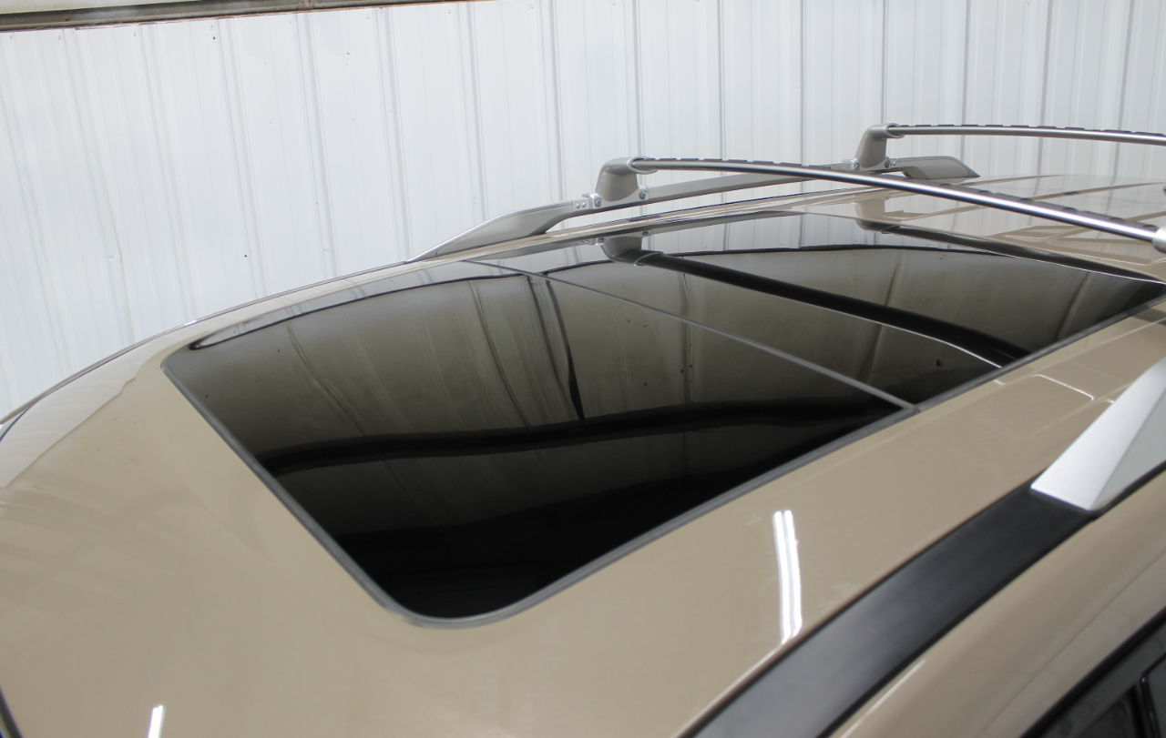 Nissan Pathfinder Platinum 2WD 2024