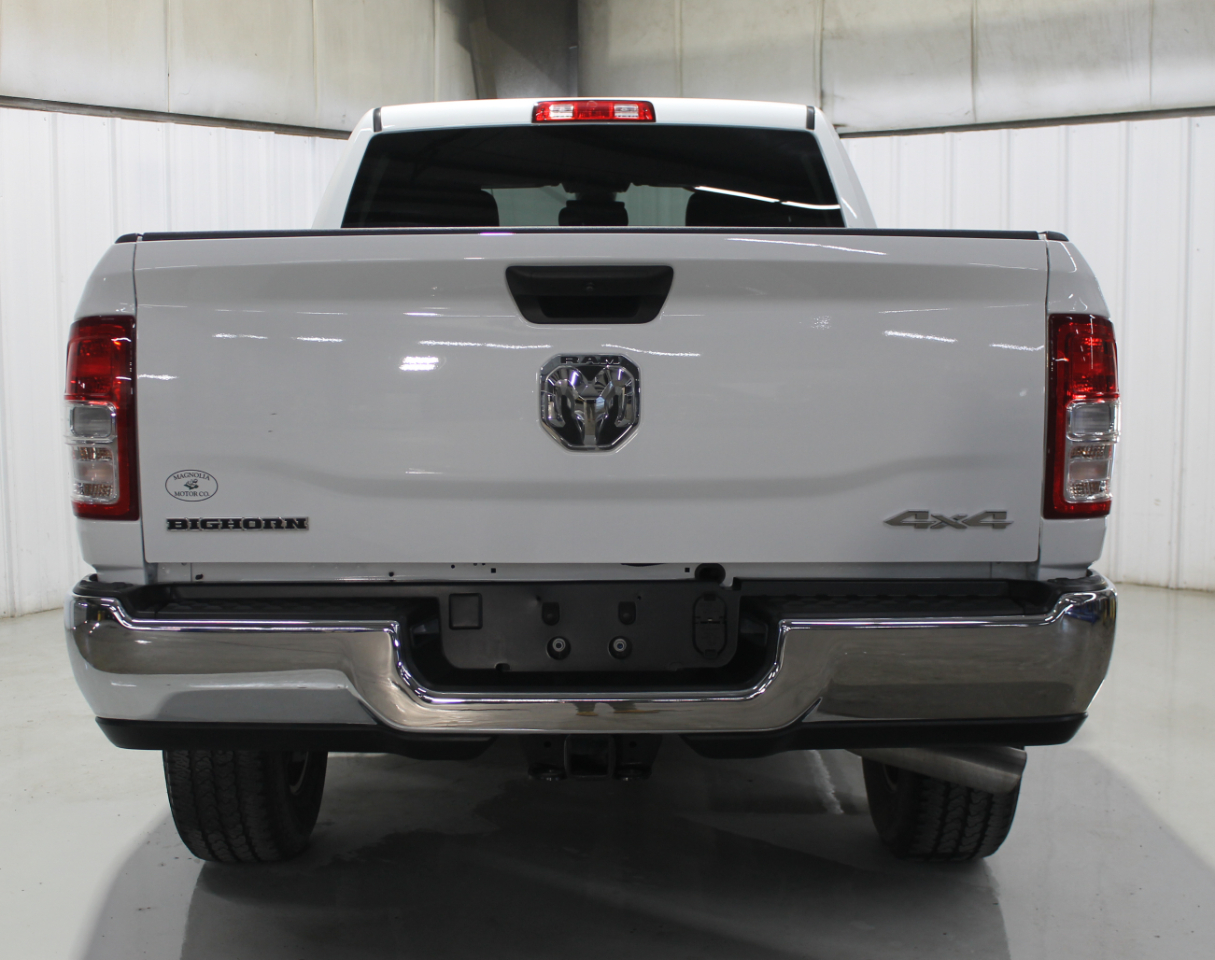 RAM 2500 Big Horn 4x4 Crew Cab 6'4" Box 2024