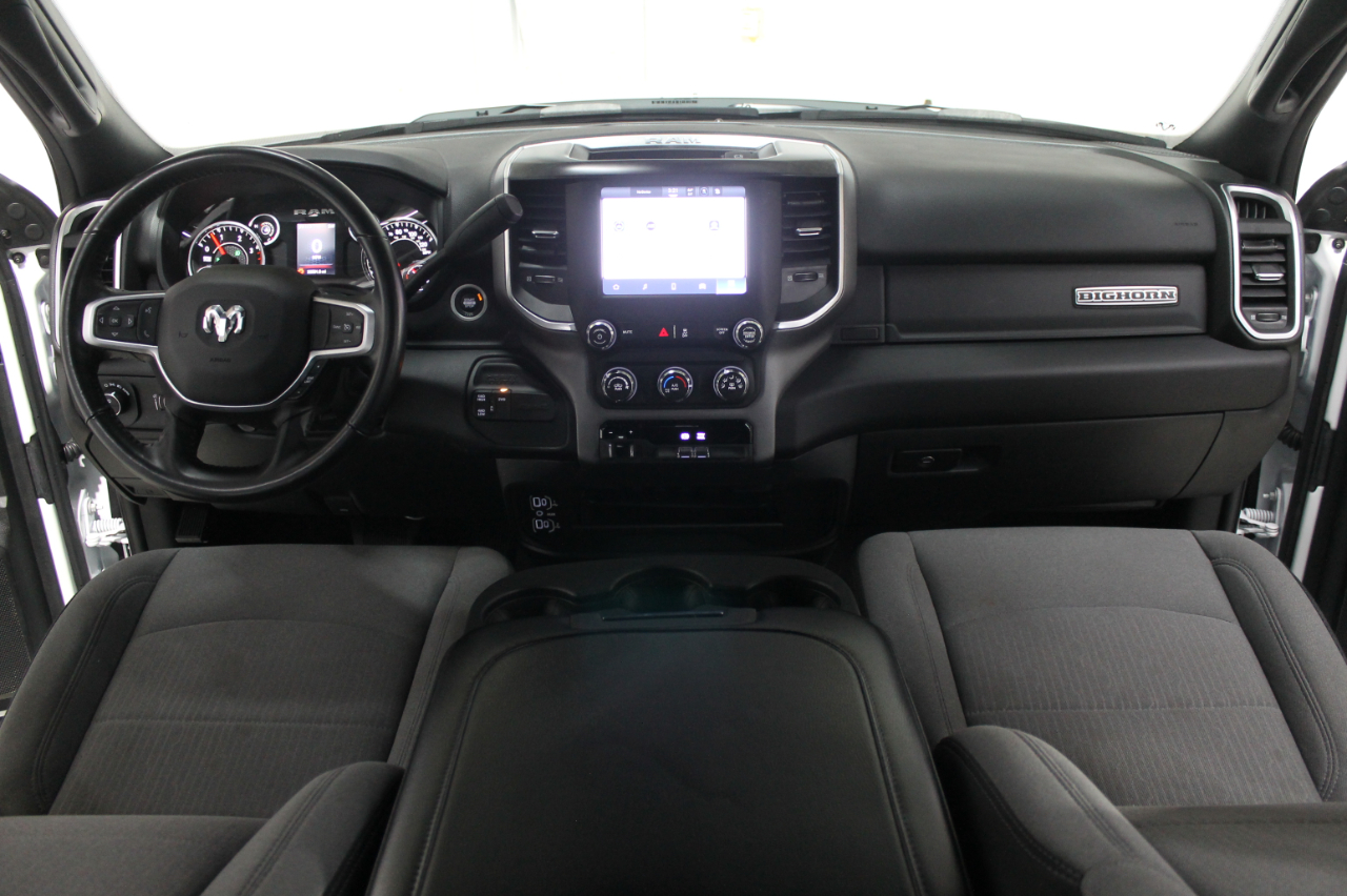 RAM 2500 Big Horn 4x4 Crew Cab 6'4" Box 2024