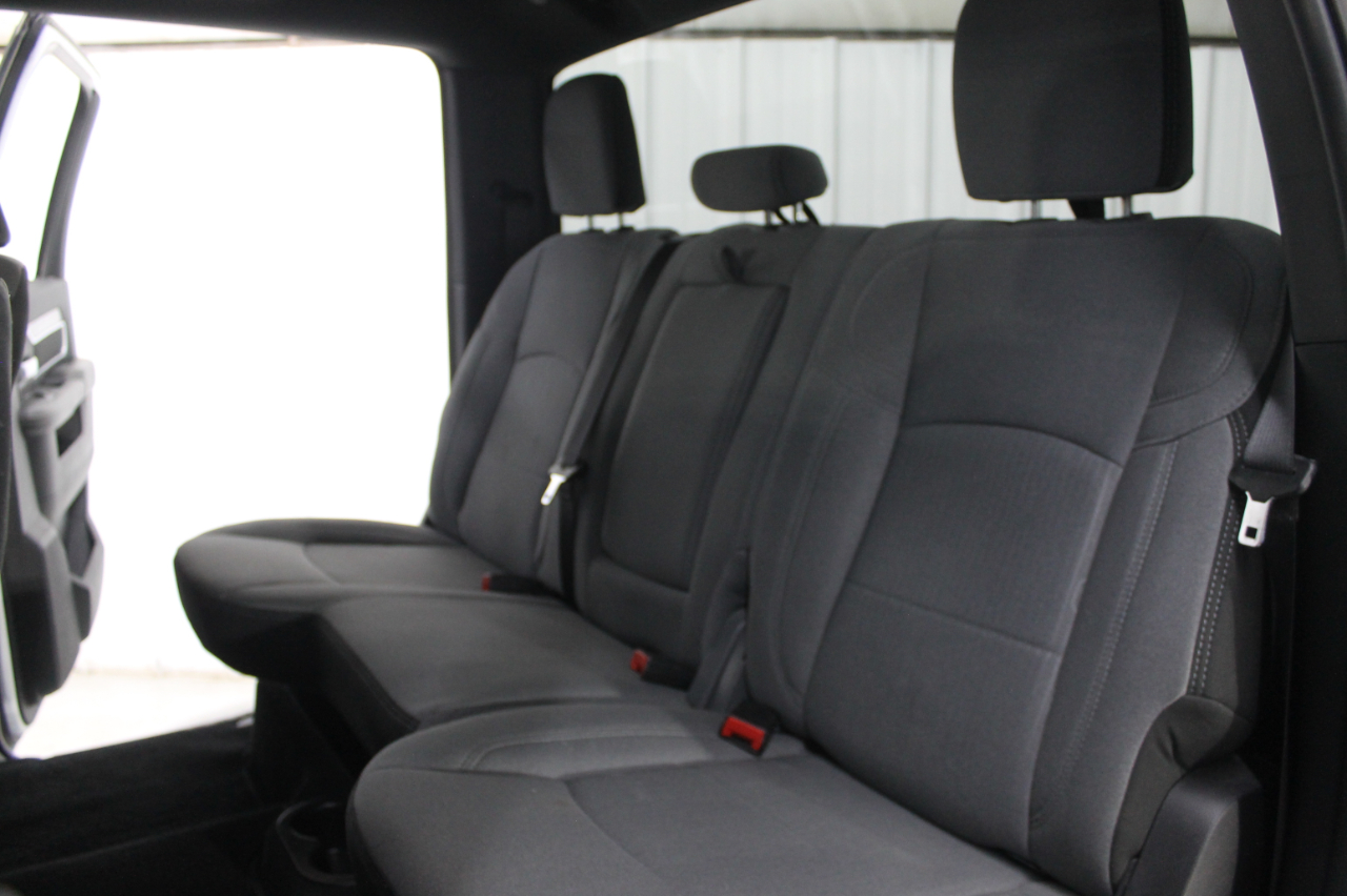 RAM 2500 Big Horn 4x4 Crew Cab 6'4" Box 2024