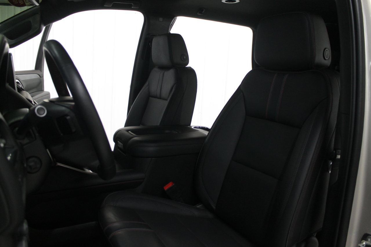 Chevrolet Tahoe 4WD 4dr RST 2022