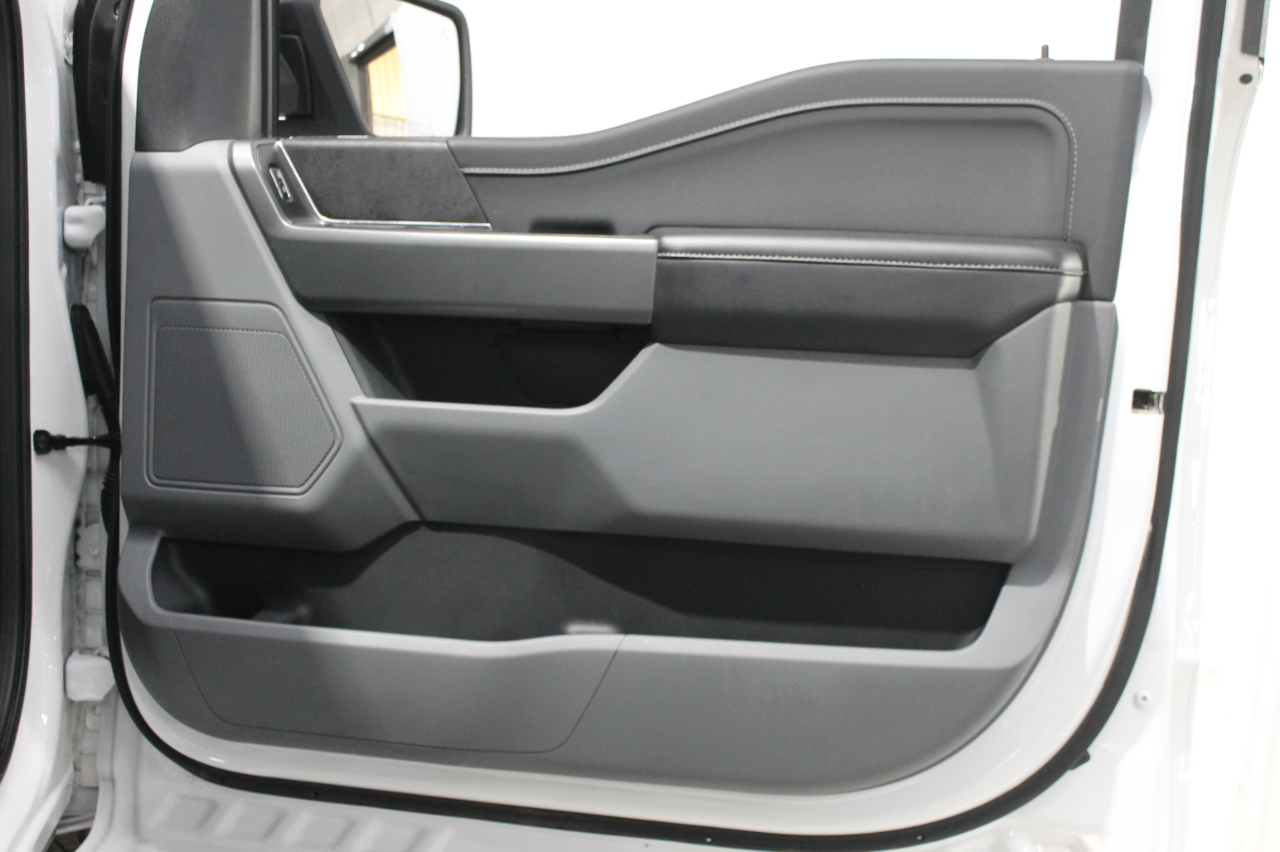 Ford F-150 XLT 4WD SuperCrew 5.5' Box 2025