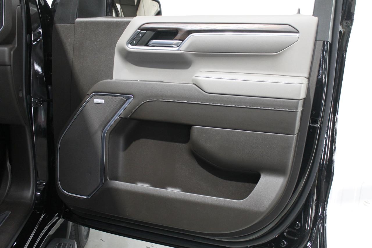 GMC Sierra 1500 4WD Crew Cab 147" SLT 2023