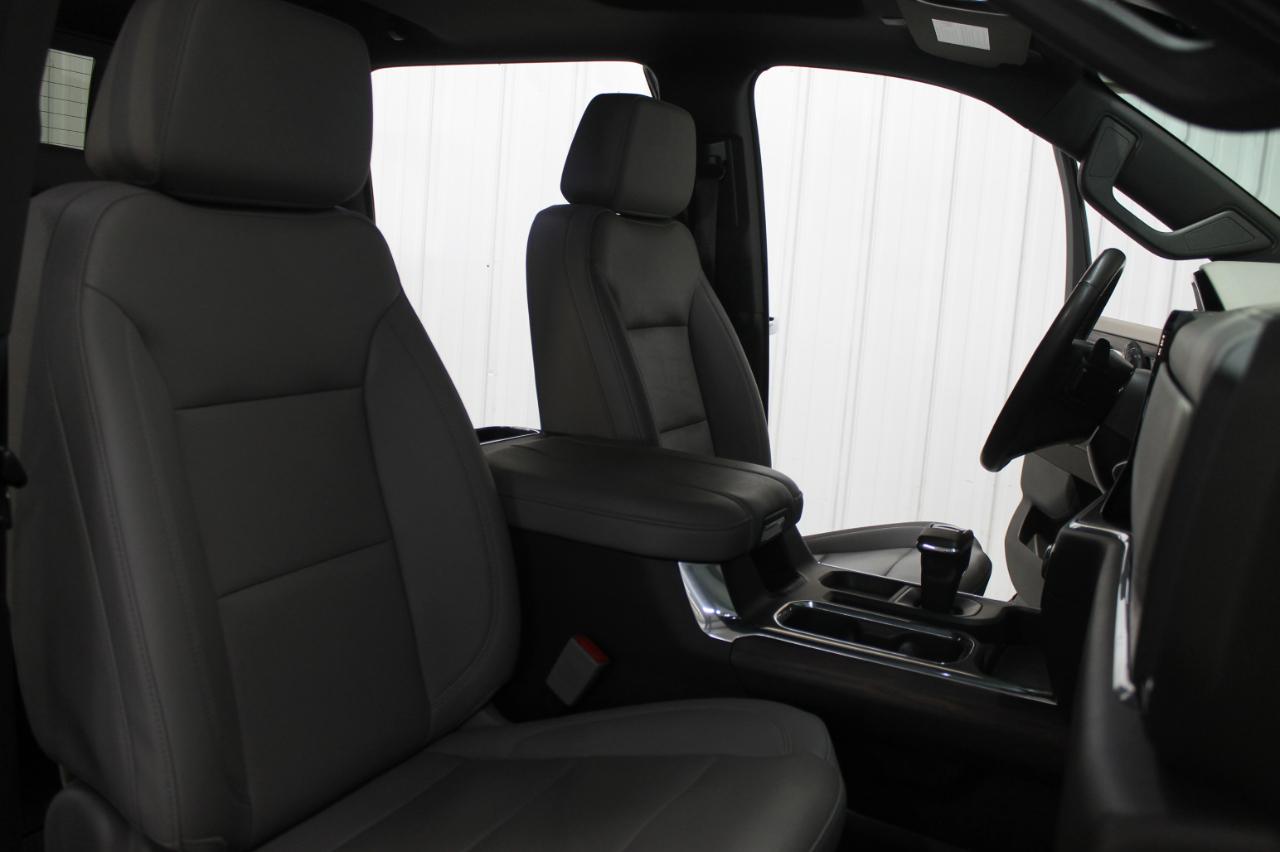 GMC Sierra 1500 4WD Crew Cab 147" SLT 2023