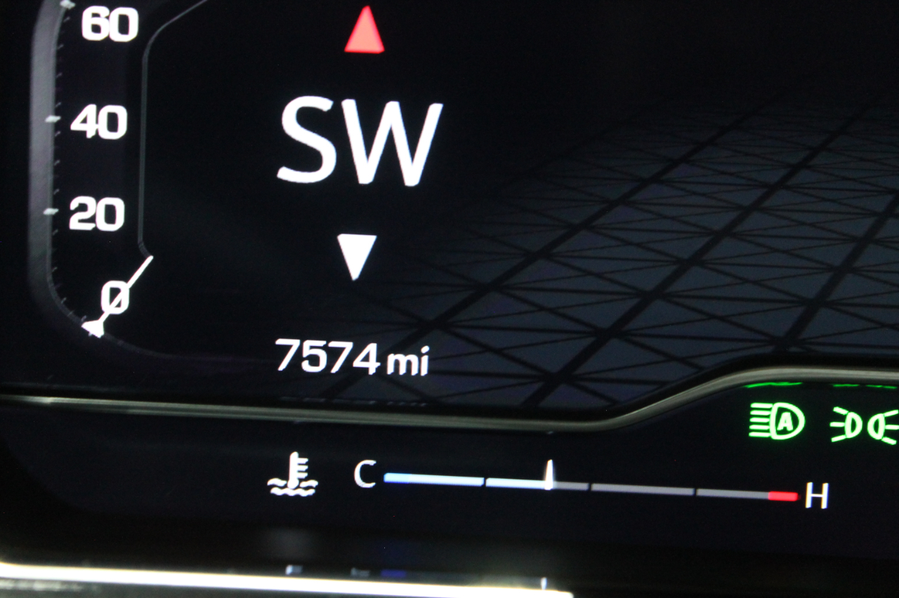 GMC Sierra 1500 4WD Crew Cab 147" SLT 2024