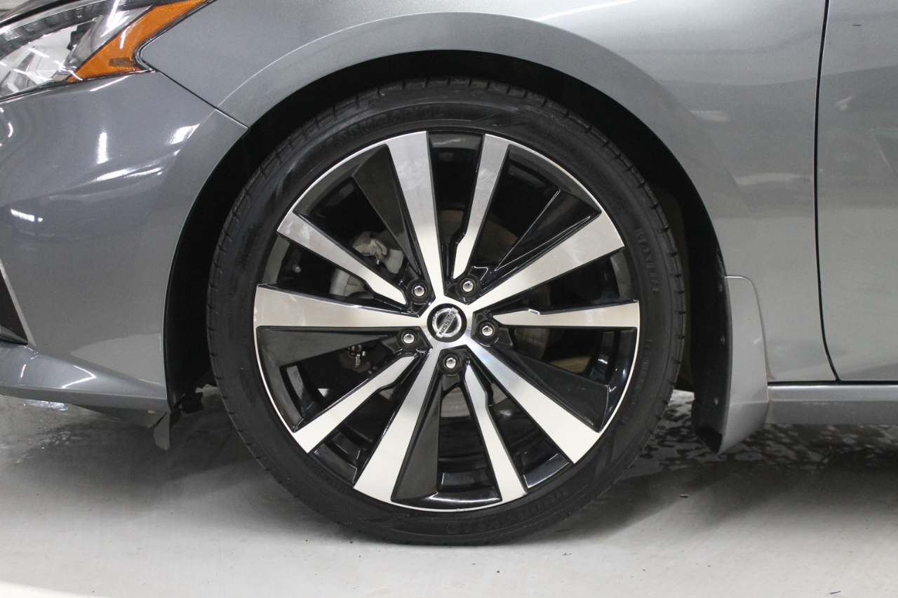 Nissan Altima 2.0 Platinum Sedan 2020