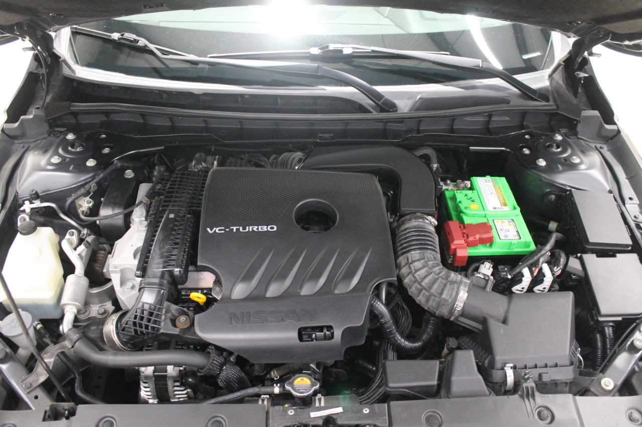 Nissan Altima 2.0 Platinum Sedan 2020