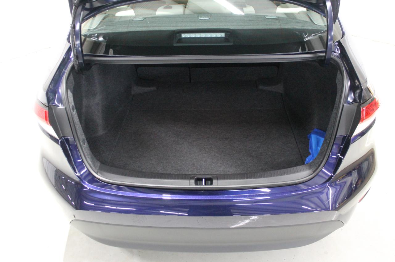 Toyota Corolla LE 2026