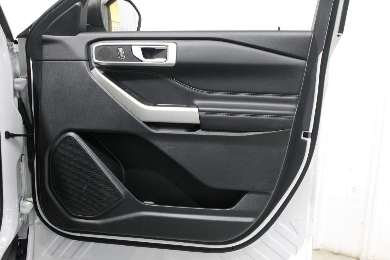 Ford Explorer XLT 4WD 2023