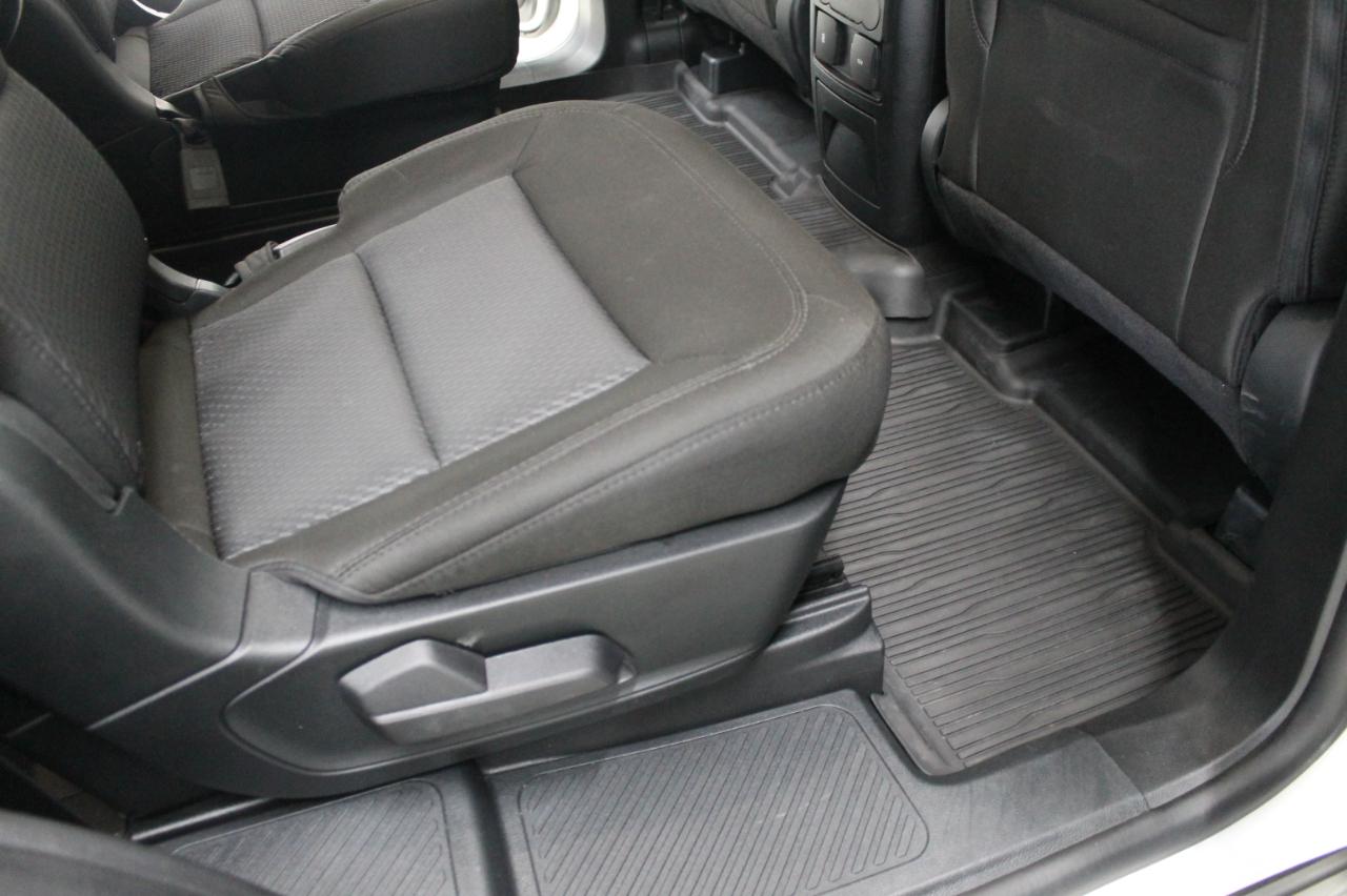 Ford Explorer XLT 4WD 2023