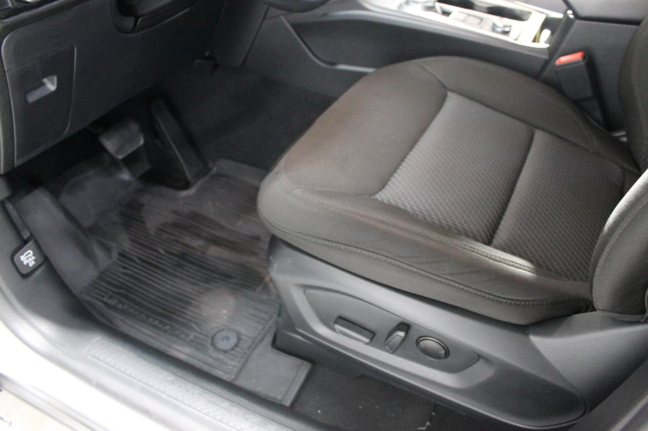 Ford Explorer XLT 4WD 2023