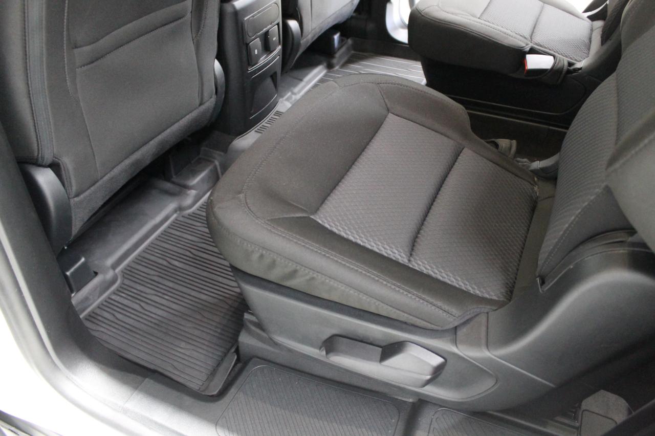 Ford Explorer XLT 4WD 2023