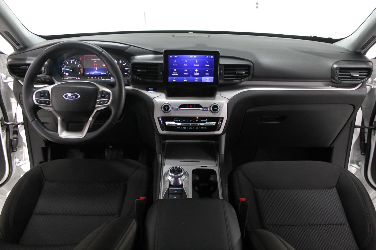 Ford Explorer XLT 4WD 2023