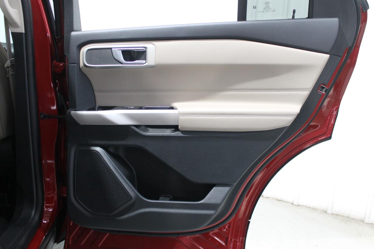 Ford Explorer XLT 4WD 2023